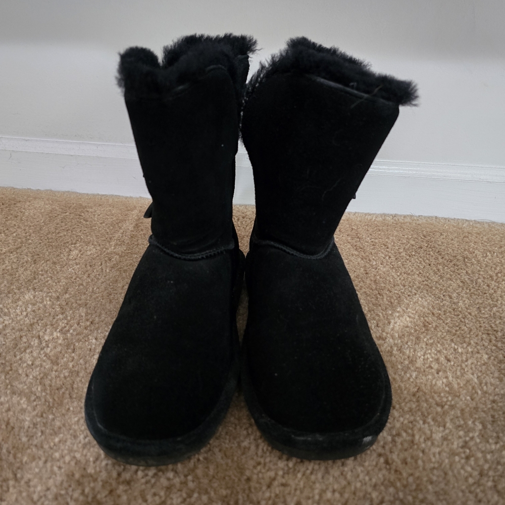 Bearpaw Black Fur-Lined Boots